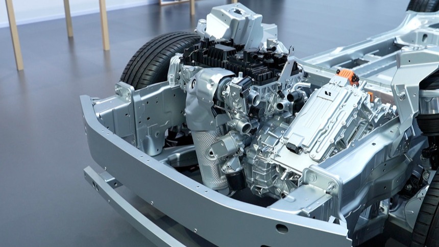 理想L9爆单到服务器瘫痪！李想的快乐你想象不到~