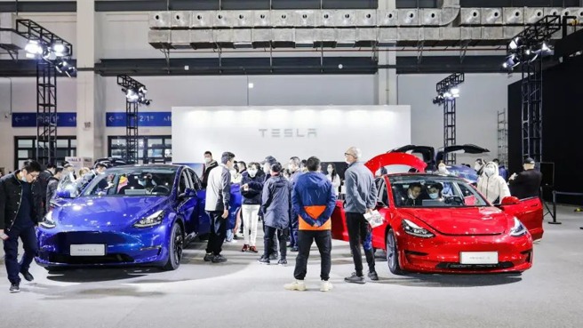 中国新能源车市，轻易别来沾边