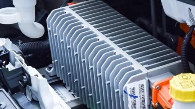 电动车省了油费，糟蹋了保费，仔细一算！还是油车省钱