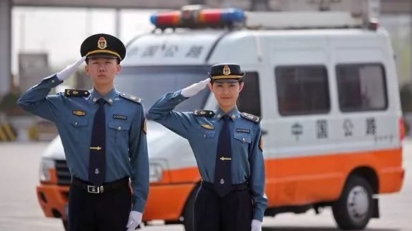 高速公路事故多，和这些常见的驾驶陋习有很大关系