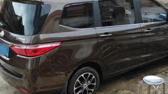 看看有车后六年时间用过哪些洗车工具及总结洗车方式