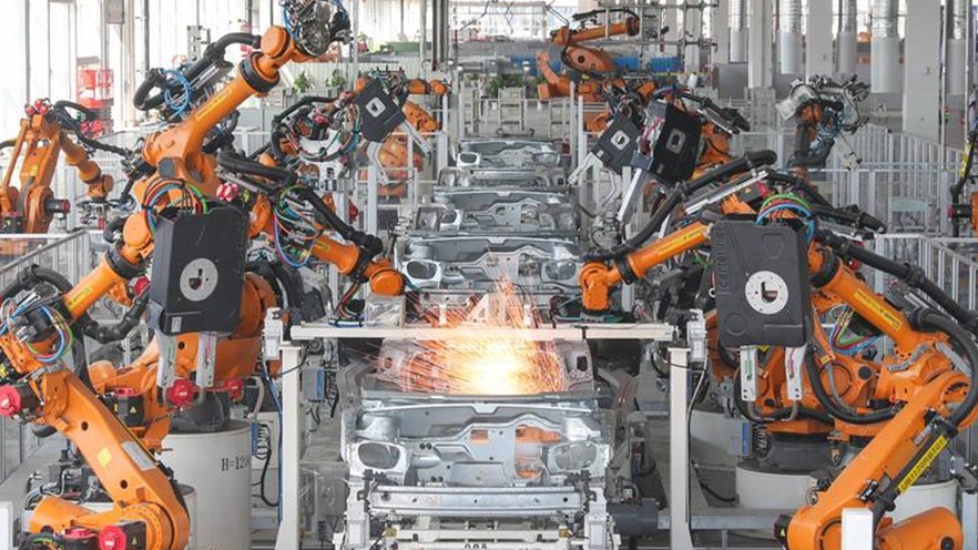 上市车企三季度大比 比亚迪靠新能源赢麻了，两家巨头却增收不增