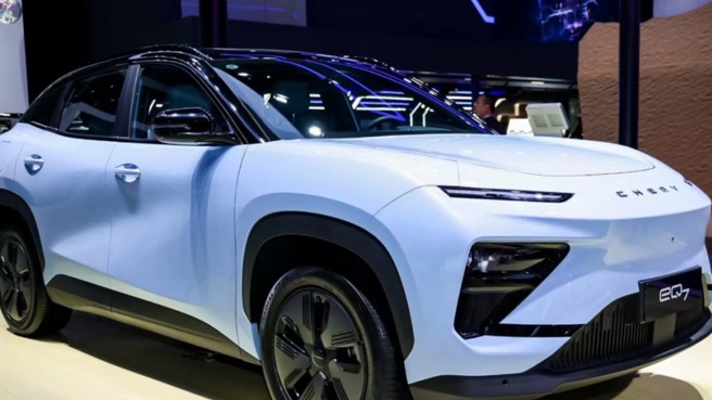 都能一键躺平，十万级到百万级车型的零重力座椅有何不同