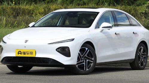 15万左右选B级纯电车 荣威D7 EV值得买吗？选哪款最合适