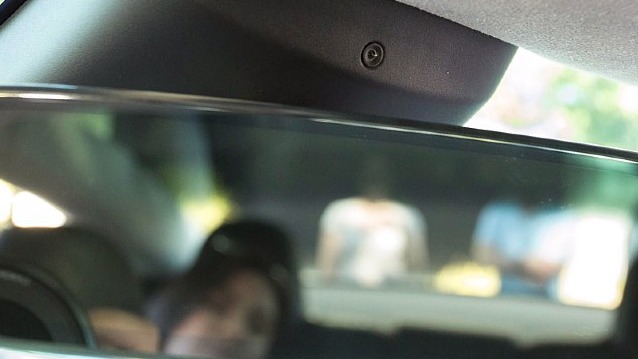 特斯拉司机监控功能将升级，眨眼次数都要统计