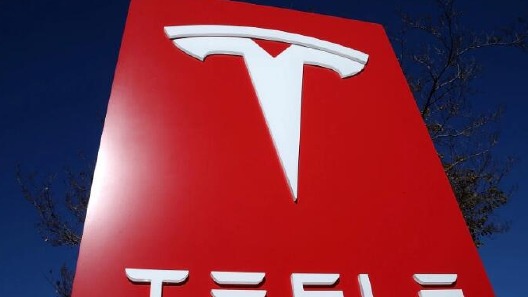 因虚标电动汽车续航里程，特斯拉在美遭起诉