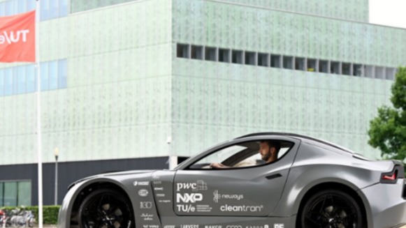 荷兰学生开发环保电动汽车 可在行驶时收集二氧化碳