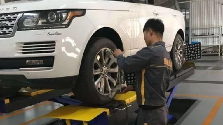 拉高速真能除积碳?维修工:教你简单1招，积碳全都跑光光