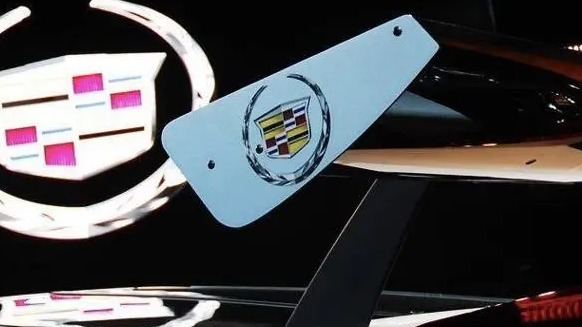 一夜回到解放前，美国百年总统座驾，被谁逼下神坛？