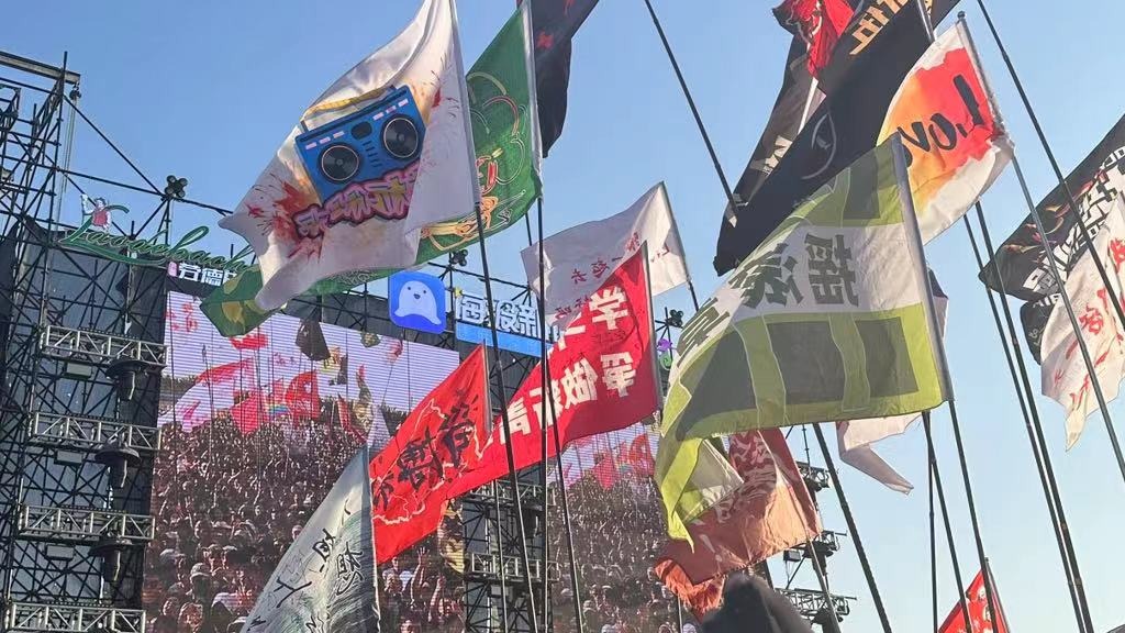 为了卖车，他们好拼！