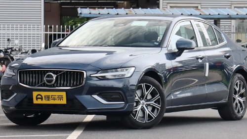 30万级别豪华中型车怎么选？沃尔沃S60还是奥迪A4L