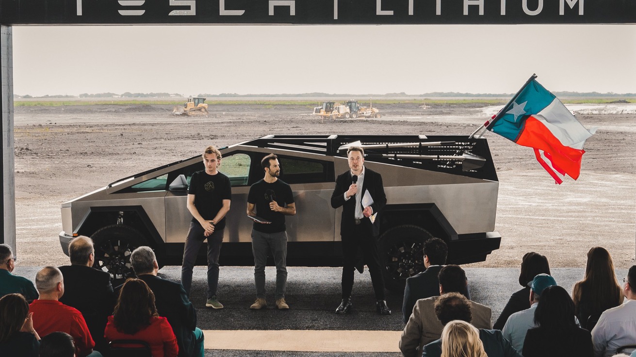 马斯克暗示特斯拉Cybertruck定价？