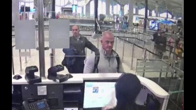 戈恩大逃亡延续：日本敦促美国引渡两名戈恩案“帮凶”