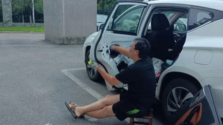 一辆小宋，在普通抠搜人家的五年