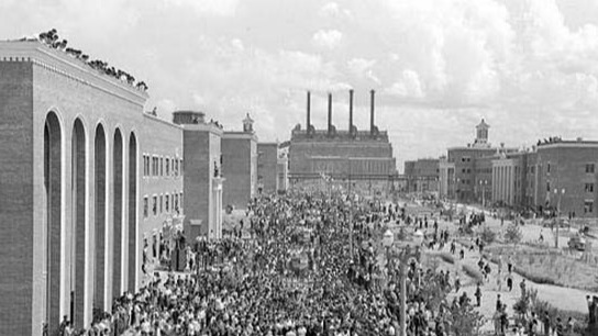 新中国成立70周年汽车行业重大事件