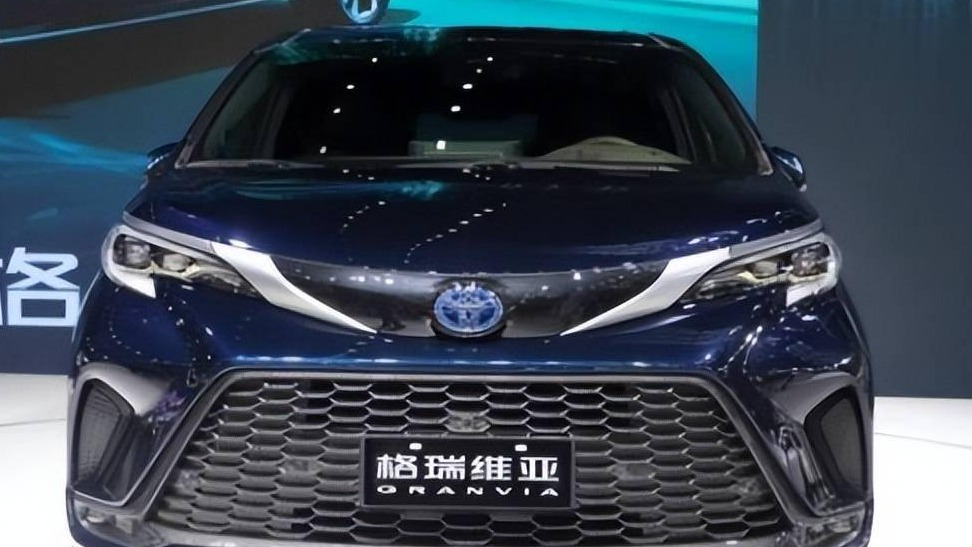 车展三款新车，燃油新能源都有，最便宜才8万多