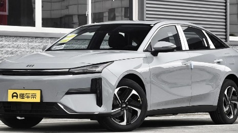 可油可电的家轿新选择，详解吉利银河L6，哪一款更值得入手？