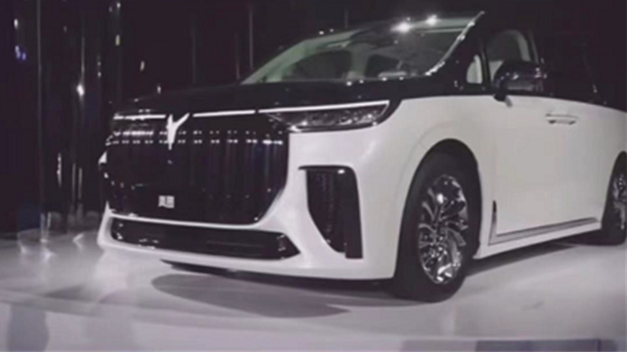 同时拥有汽车和游艇是什么体验？“岚斯莱斯”告诉你