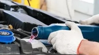 若车子开了6万公里，车上的这两种零件没坏也得扔，都是过来人的