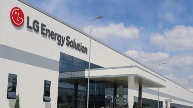 受电动车需求及政策刺激，韩国电池正极材料对美出口激增两倍