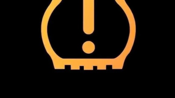 轮胎也有保质期？胎压多少才正常？