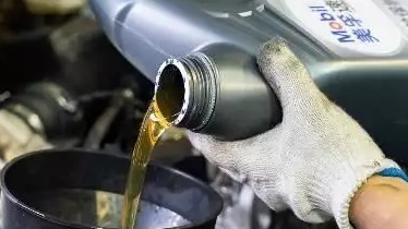 选对机油，为你驾行提供即速保护