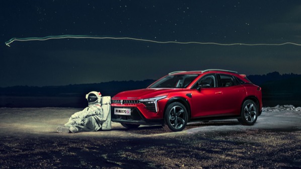 轿跑SUV市场再迎强悍选手 奔腾B70S上市最低只要10.99万元