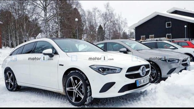 纯电续航或为60km+ 奔驰CLA级PHEV谍照