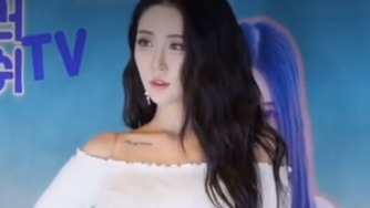 韩国美女车模，人见人爱