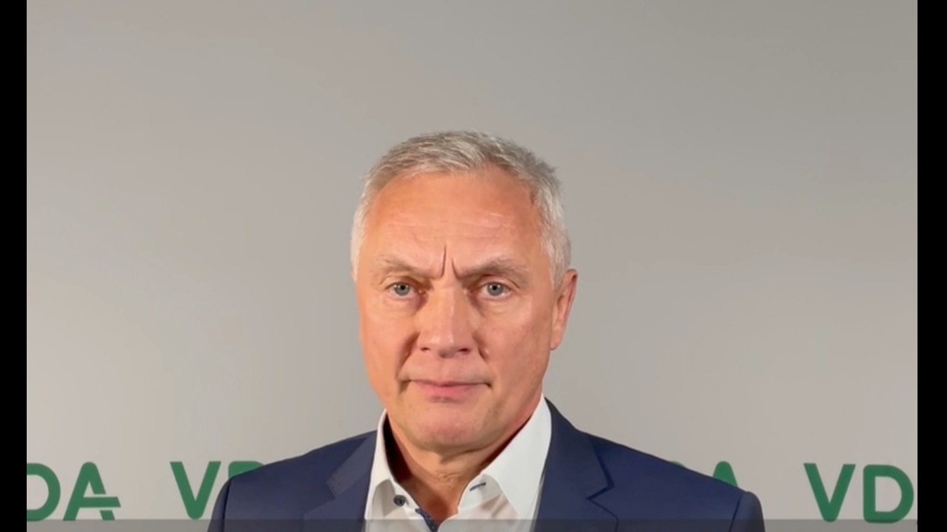 百人会论坛（2021）|德国汽车工业协会执行董事Joachim Damasky：德国汽车制造业最晚于2050年实现交通气候中和目标