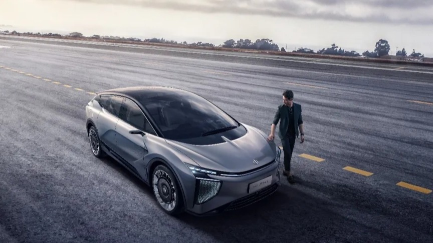 华人运通与微软达成战略合作 高合将落地全球首个人工智能伙伴