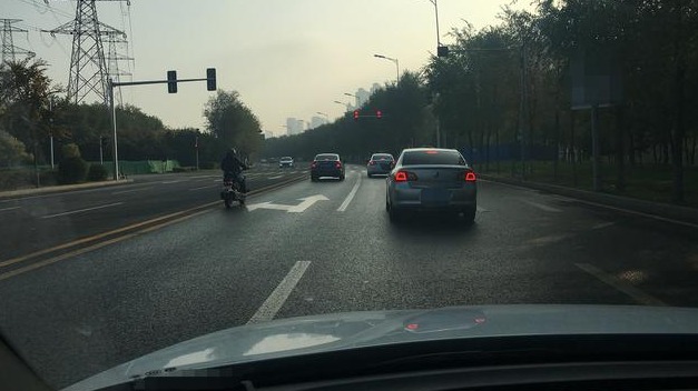 与日常用车不同，十一长途自驾游，这几个坏习惯要改一改