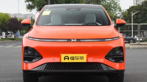 预算25万左右买纯电中型SUV，小鹏G6和Model Y，该如何选？