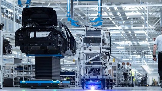 奔驰阿拉巴马州工厂工人拒绝加入工会，UAW称不会影响未来计划