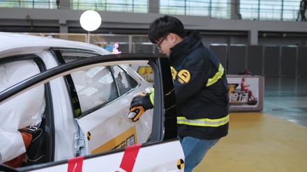 雷克萨斯，在中国该上进些了