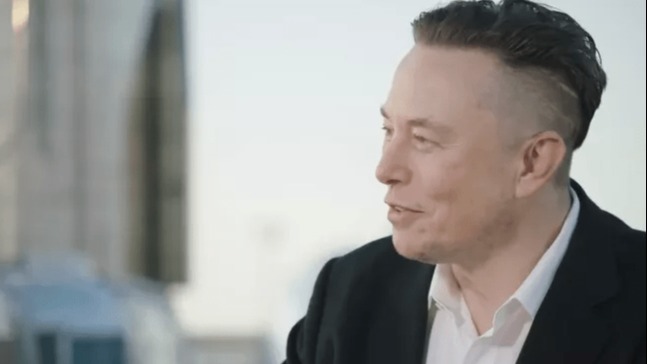 活在热搜上的人物——马斯克：离婚带六娃，五天一热搜