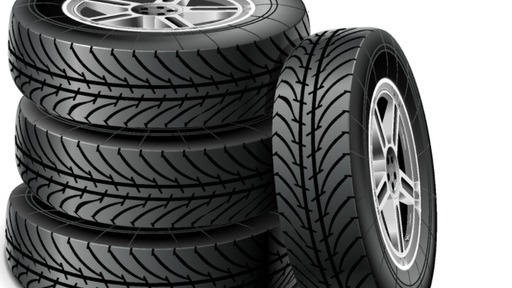 换轮胎时，要四个一起换吗？修车师傅说了实话，别多花钱了