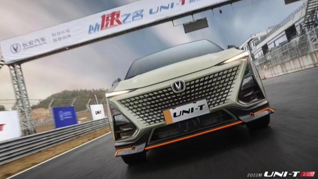 这才是年轻人想要的运动SUV 13.79万起2022款UNI-T 2.0T高燃来袭