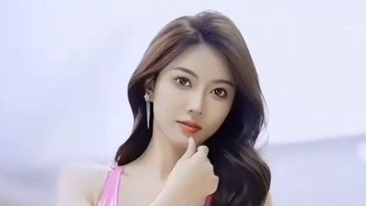 美女车模小姐姐，你更喜欢谁呢？