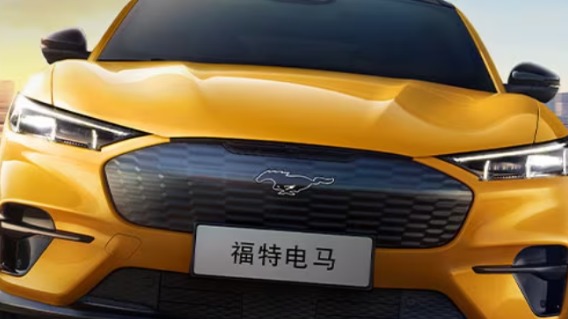 福特挖角特斯拉、Rivian和苹果，开发平价电动汽车