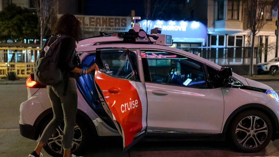 Cruise无人驾驶汽车导致旧金山堵车数小时