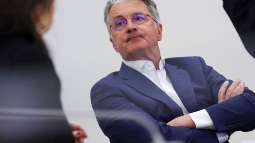 前奥迪负责人同意在排放丑闻中认罪