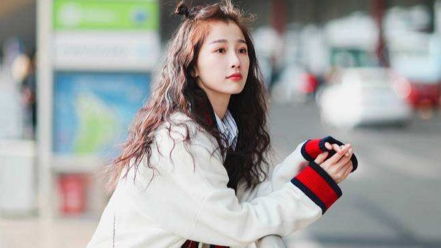 大明星和车的故事：虞书欣