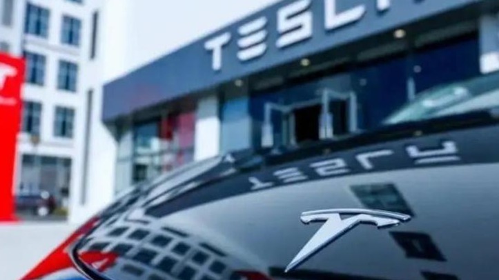 刚刚结束访华，马斯克就逼中国企业赴美设厂，这是什么骚操作？