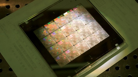 全球芯片大厂高管为何齐聚日本？