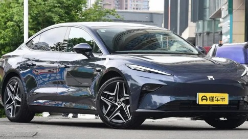 都是20来万国产纯电好车，飞凡F7和比亚迪汉EV，谁是消费者佳选？