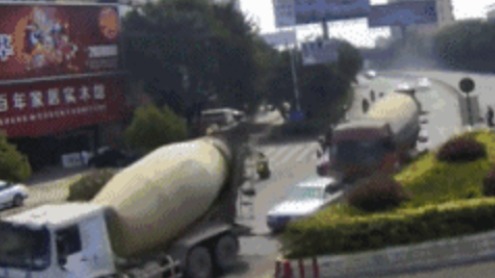 “超车三不超，跟车四不要”是什么意思？