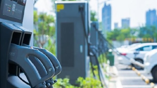 缓解新能源车充电焦虑 大功率快充成新宠