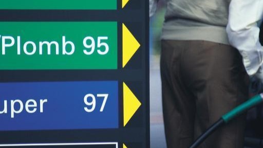 如何判断爱车加注了劣质汽油？不小心用了怎么办？