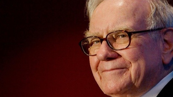 任泽平炮轰巴菲特，减持比亚迪恐“晚节不保”？